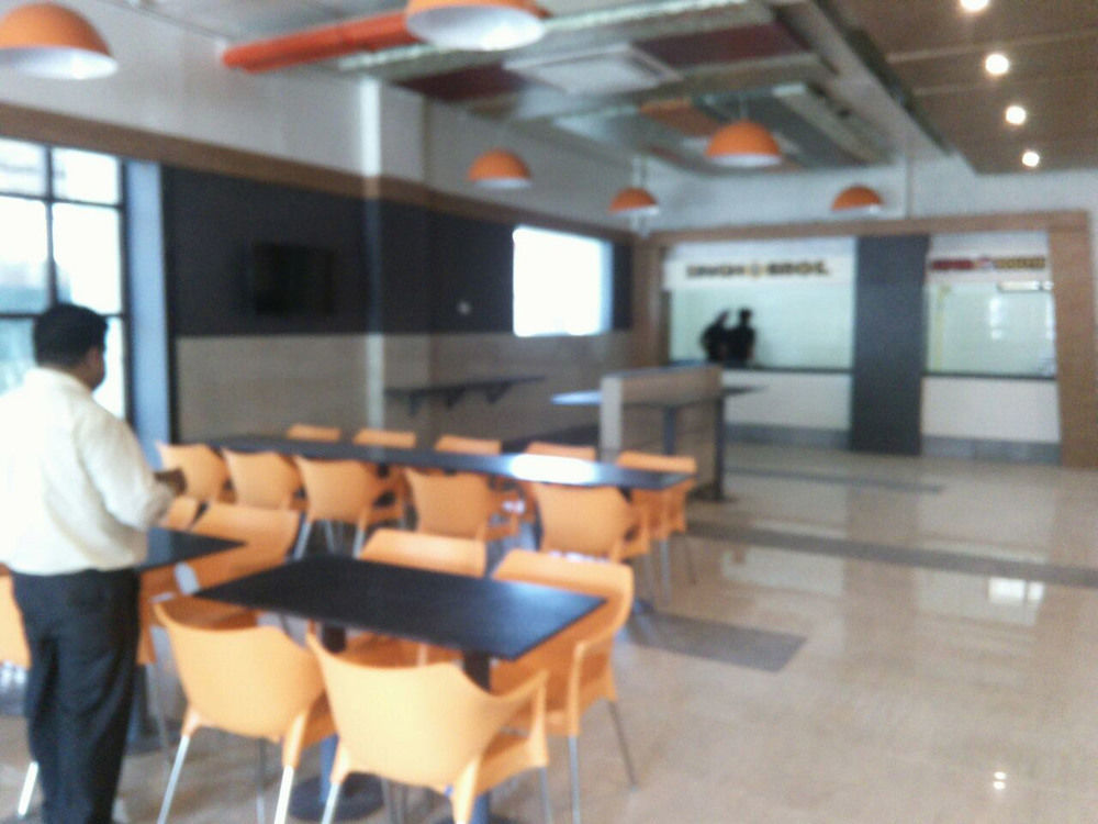Hotel Polo Max Allahabad Prayagraj Bagian luar foto